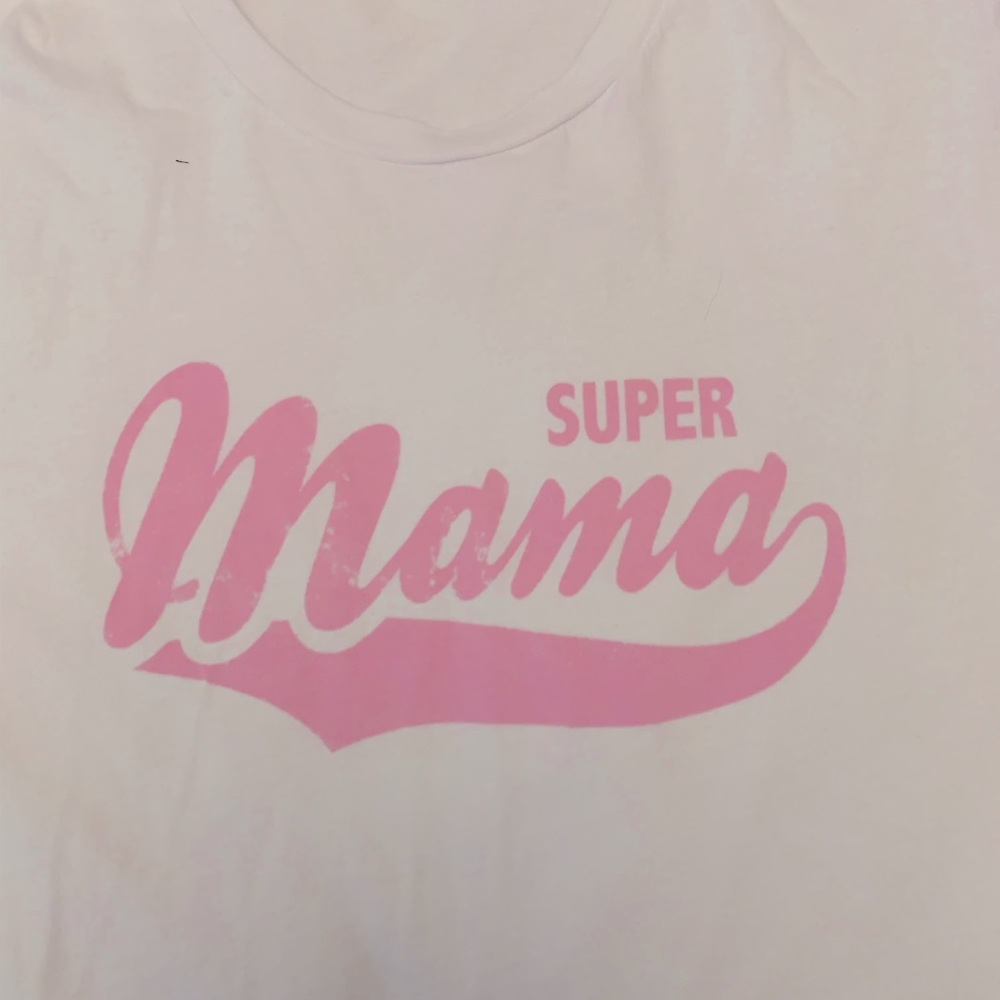 Super Mama Graphic Tee